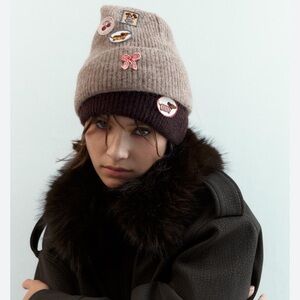ZARA Sand Patch Knit Beanie